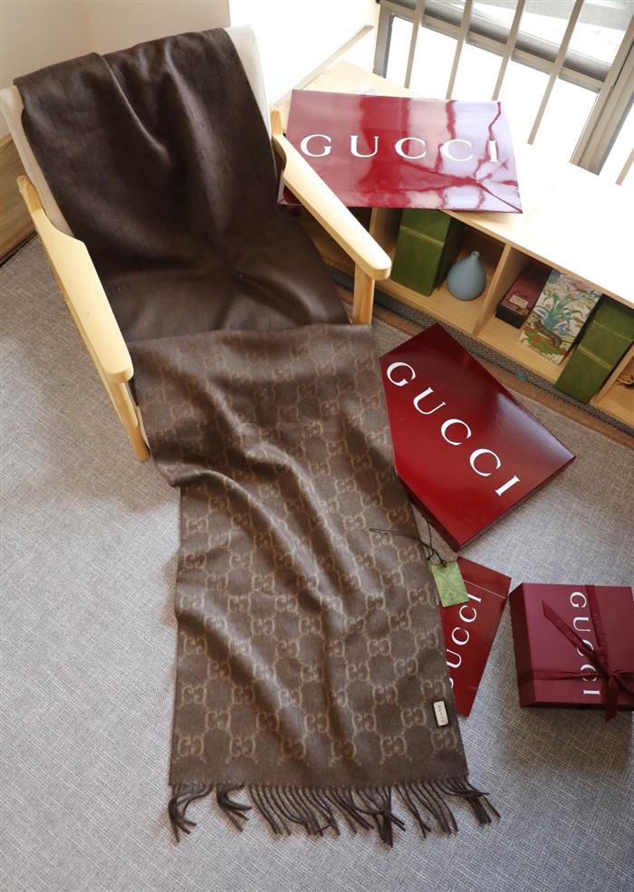 2026116111638179 200